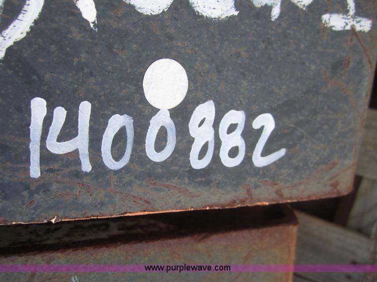 image for item 3003 Bobcat 331 24" bucket