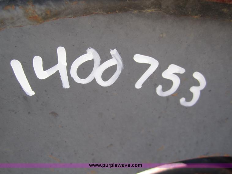 image for item 3012 Bobcat PC30 compactor