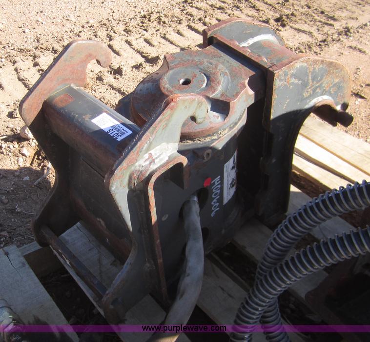 image for item 3018 Bobcat PTX4 excavator power tilt