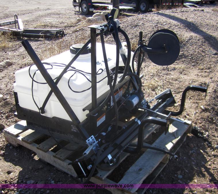 image for item 3024 Bobcat sprayer 40 attachment