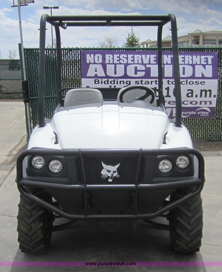 image for item 3050 2007 Bobcat 2200 utility vehicle