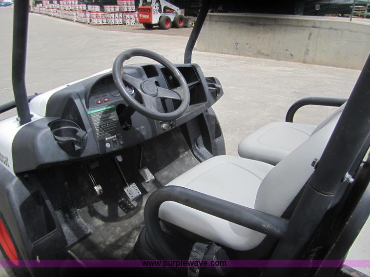 image for item 3050 2007 Bobcat 2200 utility vehicle