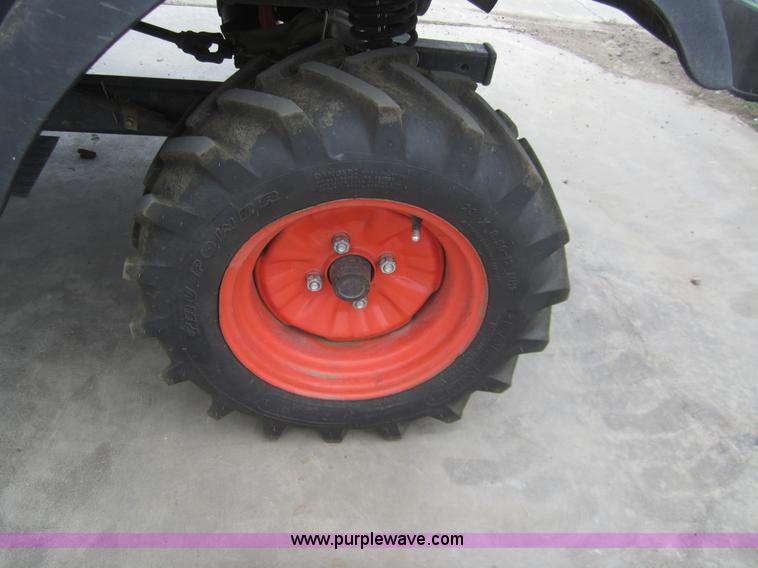 image for item 3050 2007 Bobcat 2200 utility vehicle