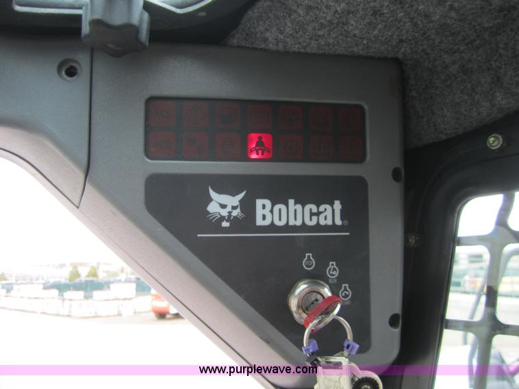 image for item 3051 2008 Bobcat S160 skid steer