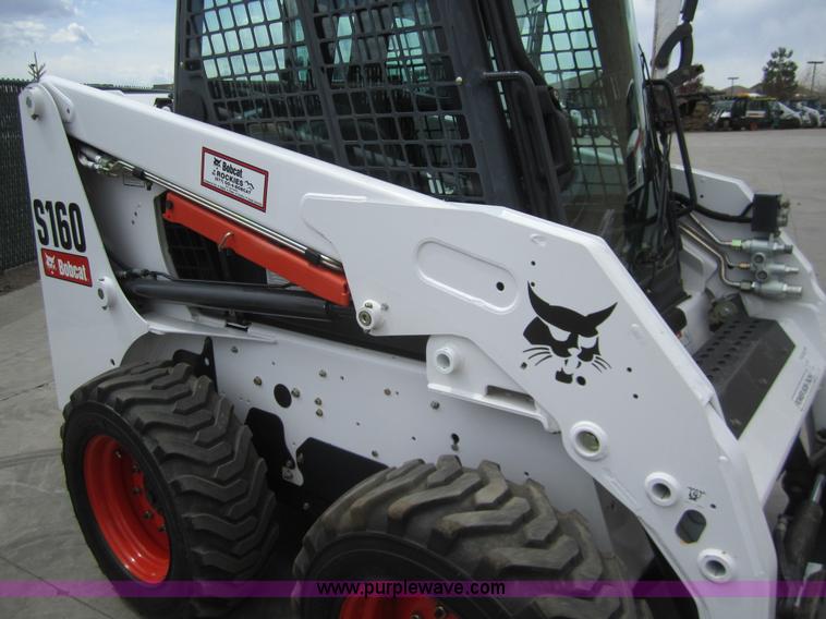 image for item 3051 2008 Bobcat S160 skid steer
