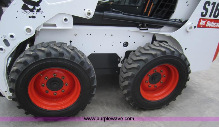 image for item 3051 2008 Bobcat S160 skid steer