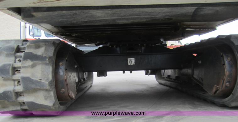 image for item 3052 2006 Bobcat 334 compact excavator