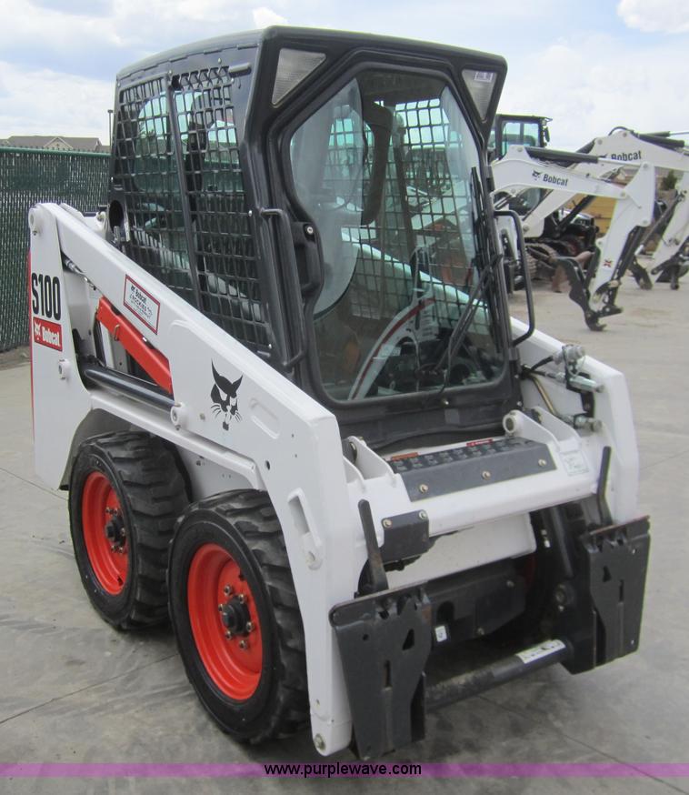 image for item 3053 2008 Bobcat S100 skid steer