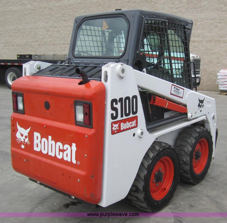 image for item 3053 2008 Bobcat S100 skid steer