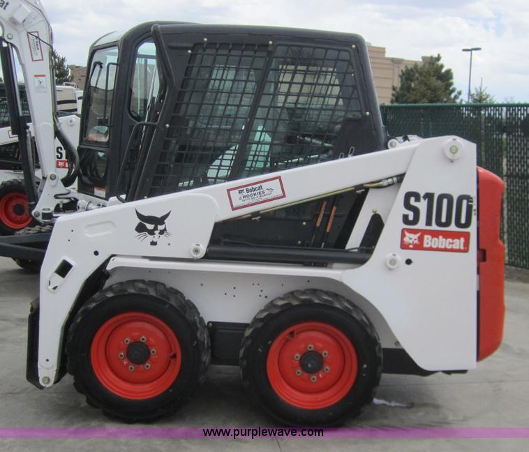 image for item 3053 2008 Bobcat S100 skid steer