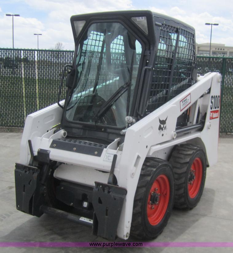 image for item 3053 2008 Bobcat S100 skid steer