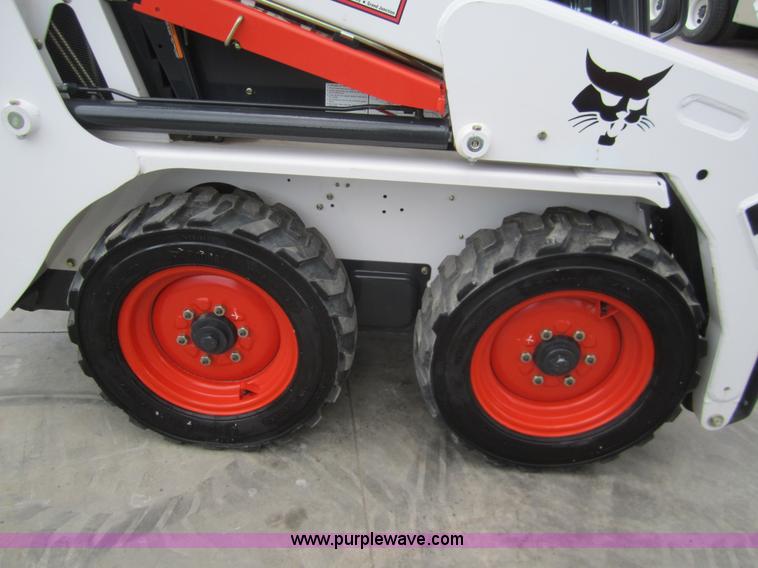 image for item 3053 2008 Bobcat S100 skid steer