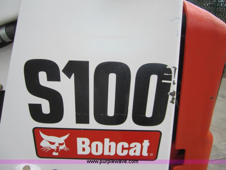 image for item 3053 2008 Bobcat S100 skid steer