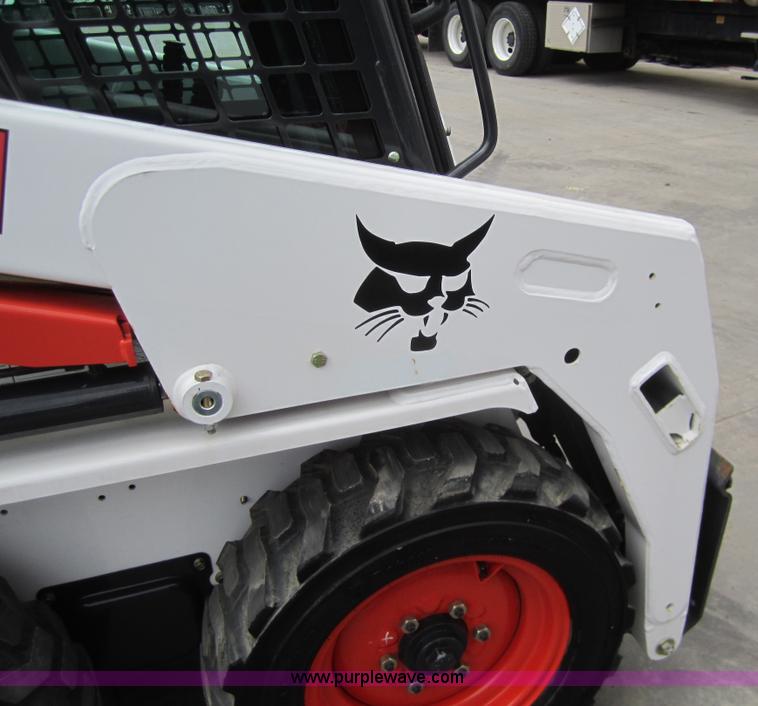 image for item 3053 2008 Bobcat S100 skid steer