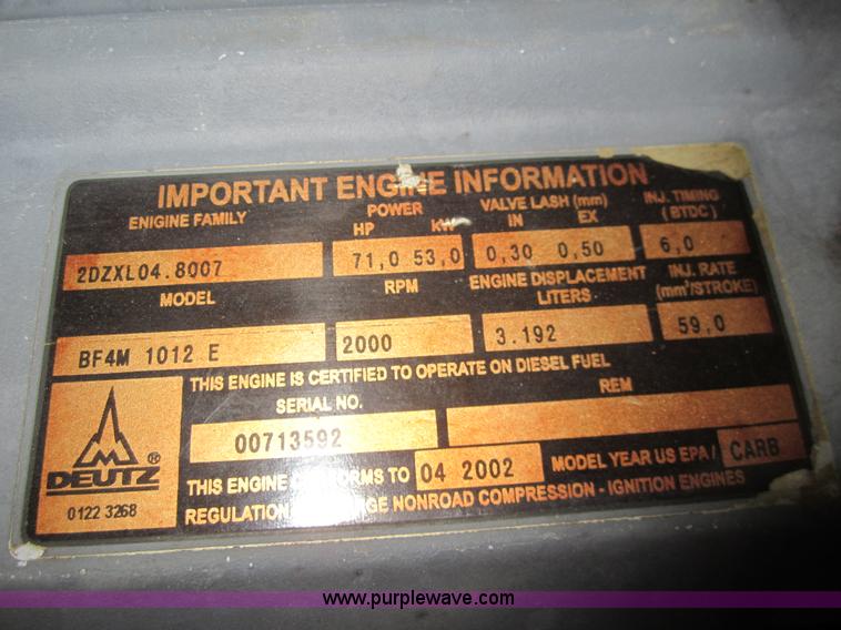 image for item 3054 2002 Bobcat 442-U compact excavator