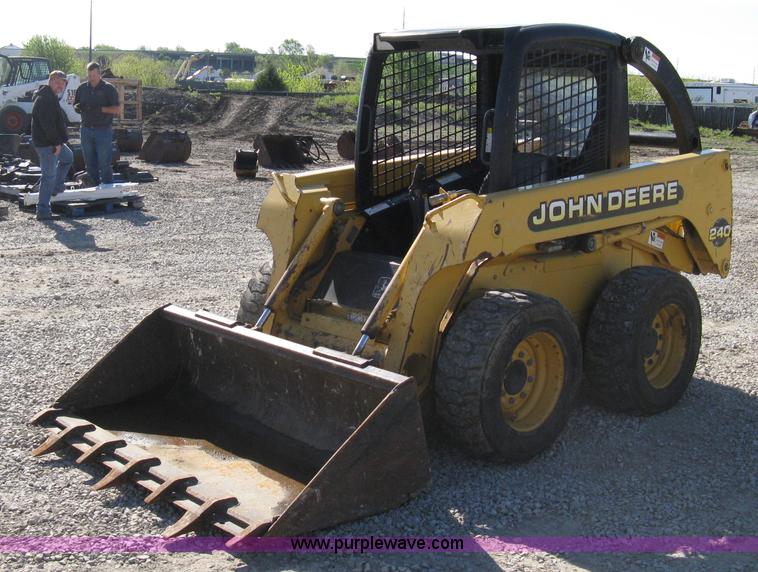 image for item 8007 John Deere 240 skid loader