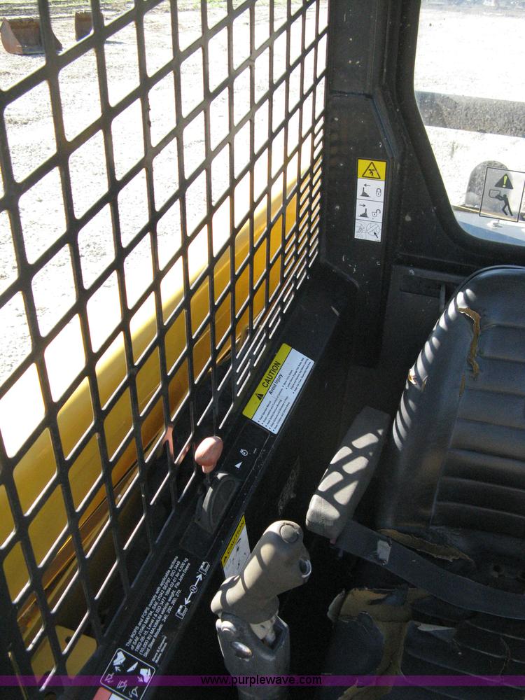 image for item 8007 John Deere 240 skid loader