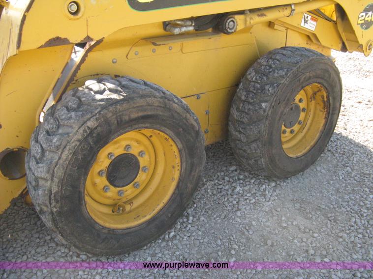 image for item 8007 John Deere 240 skid loader