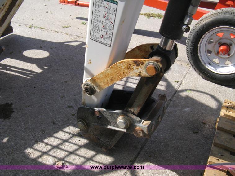 image for item 8045 2006 Bobcat 709 backhoe attachment