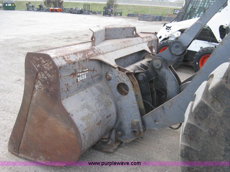 image for item 8049 1994 Volvo BM L70B wheel loader