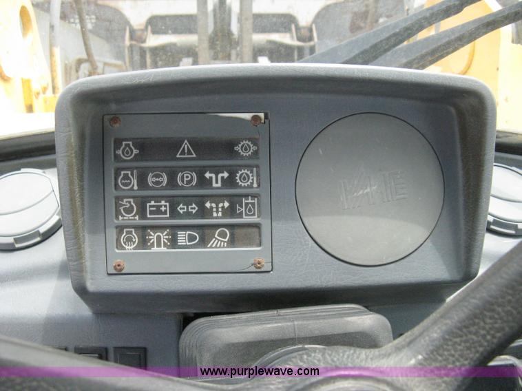 image for item 8049 1994 Volvo BM L70B wheel loader