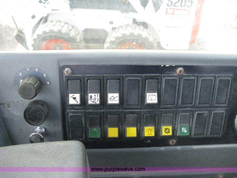 image for item 8049 1994 Volvo BM L70B wheel loader