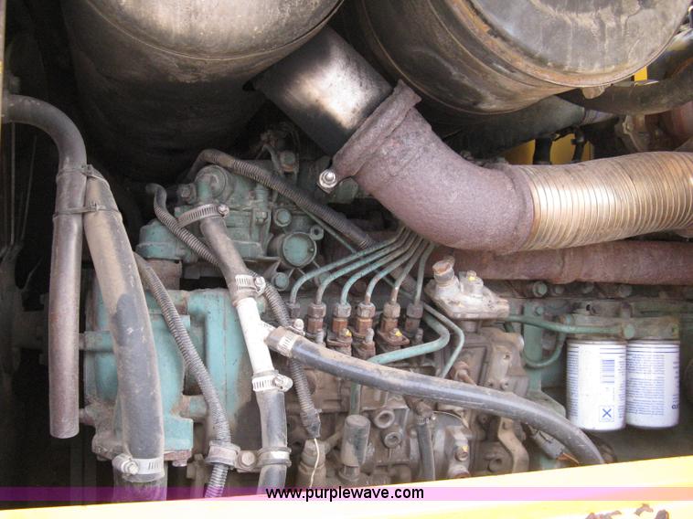 image for item 8049 1994 Volvo BM L70B wheel loader