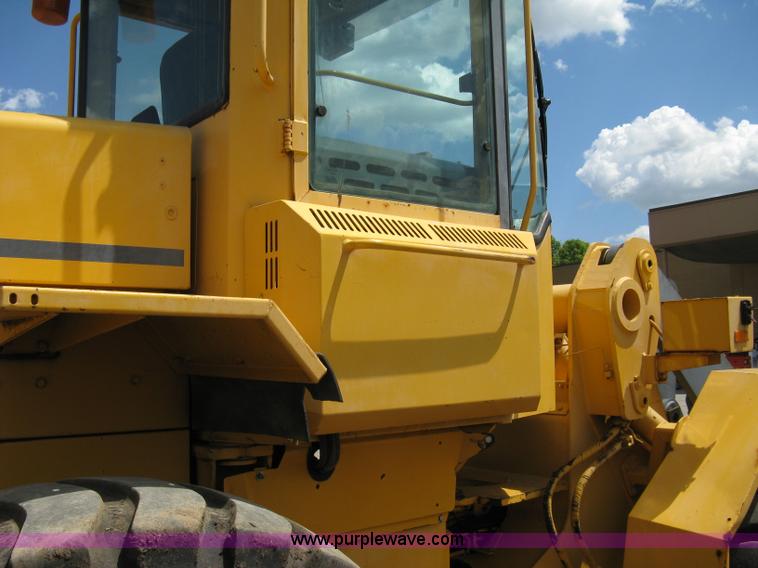 image for item 8049 1994 Volvo BM L70B wheel loader