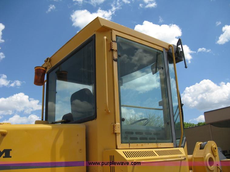 image for item 8049 1994 Volvo BM L70B wheel loader