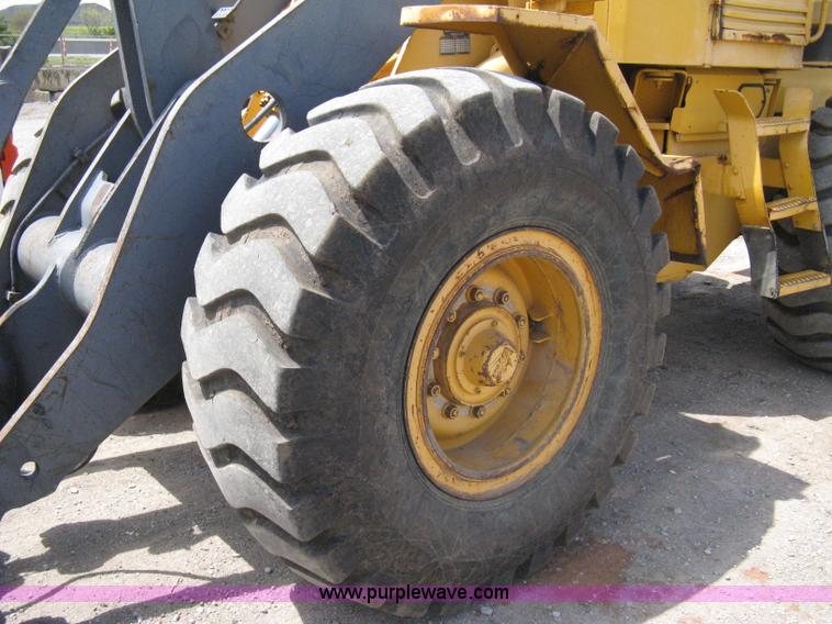 image for item 8049 1994 Volvo BM L70B wheel loader