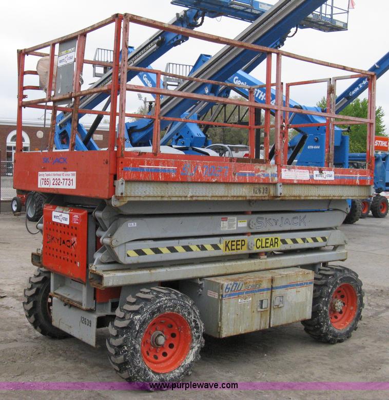 image for item 8132 Skyjack 600 Series rough terrain scissor lift