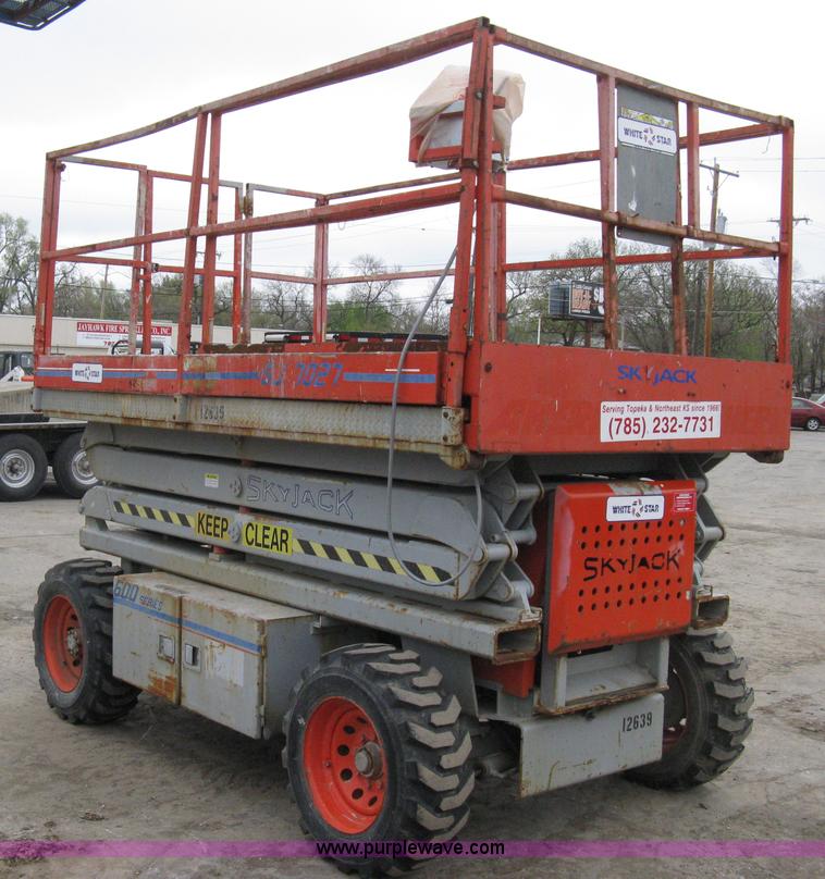 image for item 8132 Skyjack 600 Series rough terrain scissor lift