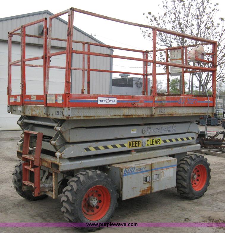 image for item 8132 Skyjack 600 Series rough terrain scissor lift