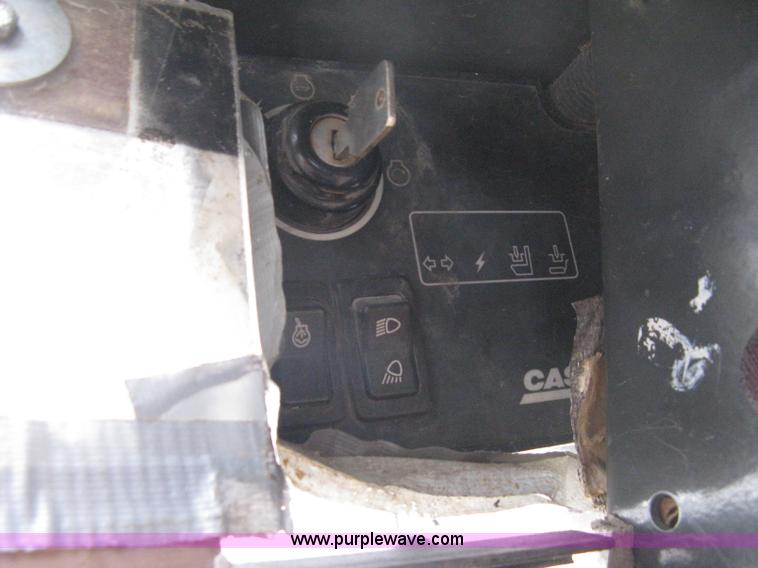 image for item 8133 Case 70XT skid steer