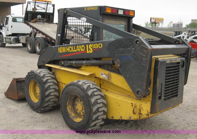 image for item 8135 2000 New Holland LS180 skid loader