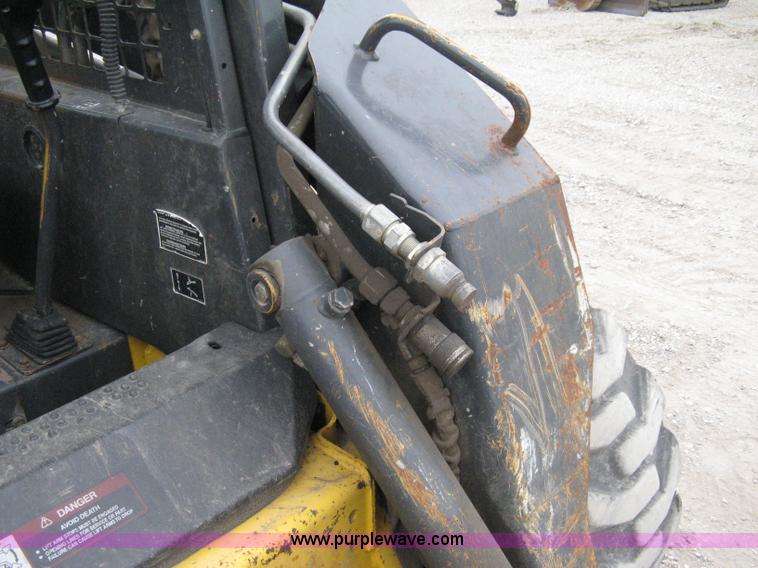 image for item 8135 2000 New Holland LS180 skid loader