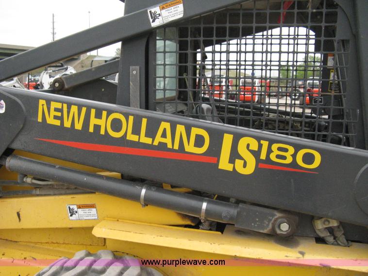 image for item 8135 2000 New Holland LS180 skid loader