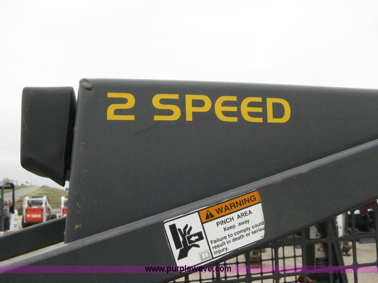 image for item 8135 2000 New Holland LS180 skid loader