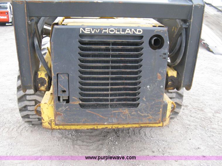 image for item 8135 2000 New Holland LS180 skid loader