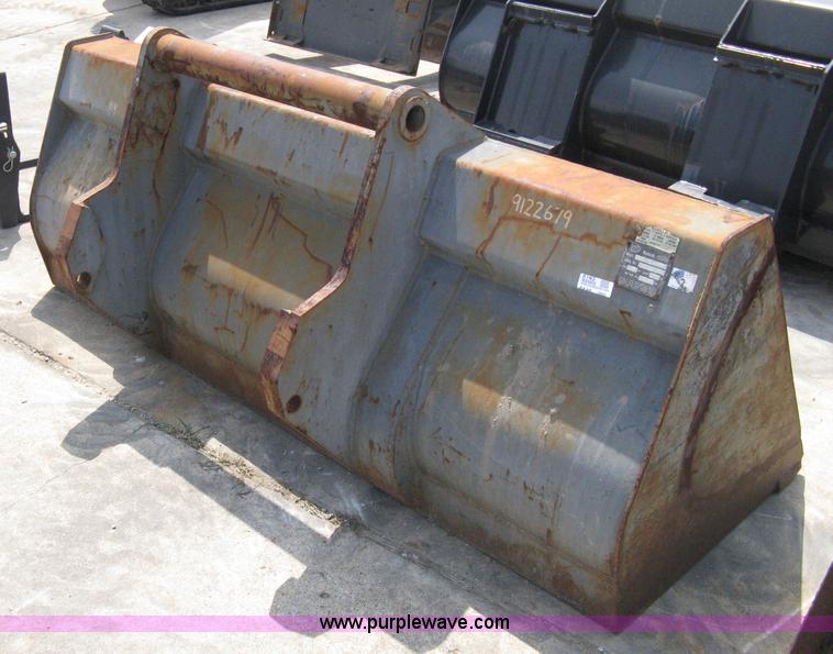 image for item 8145 Bobcat GP bucket