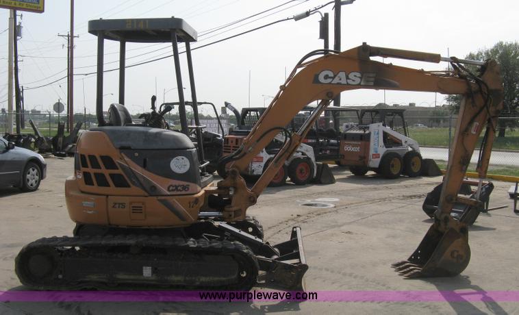 image for item 8156 2003 Case CX36 ZTS compact excavator