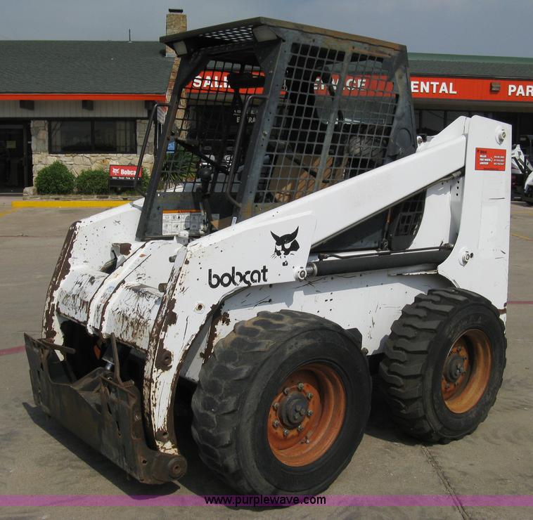 image for item 8157 1996 Bobcat 863 C-series skid loader