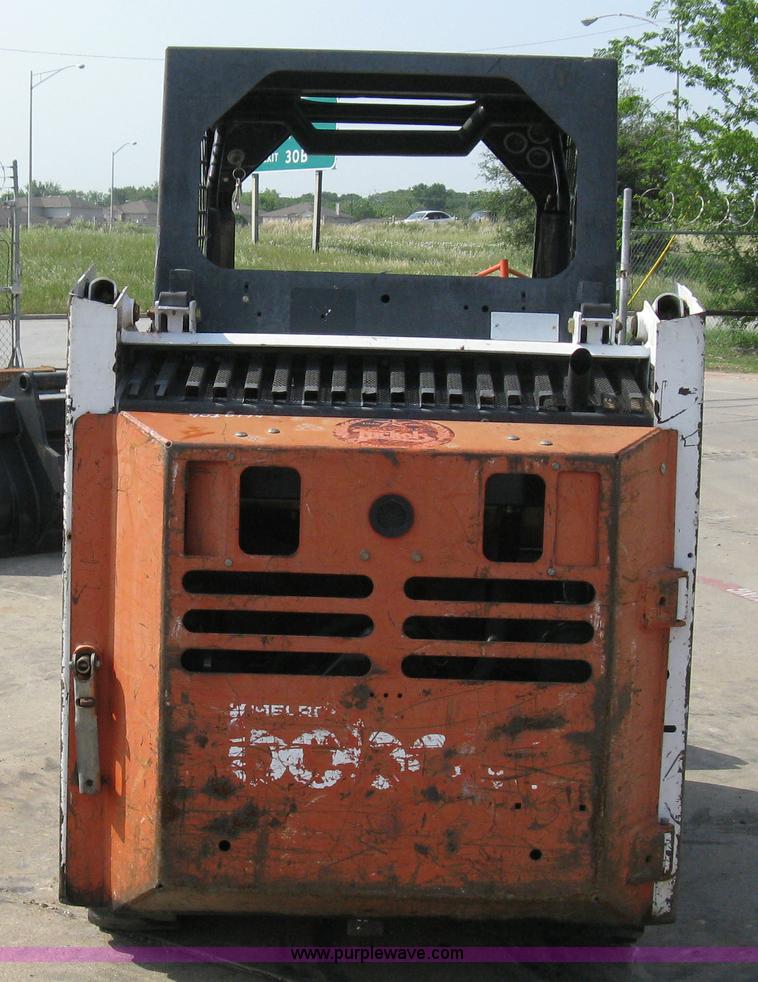 image for item 8158 1995 Bobcat 553 skid loader