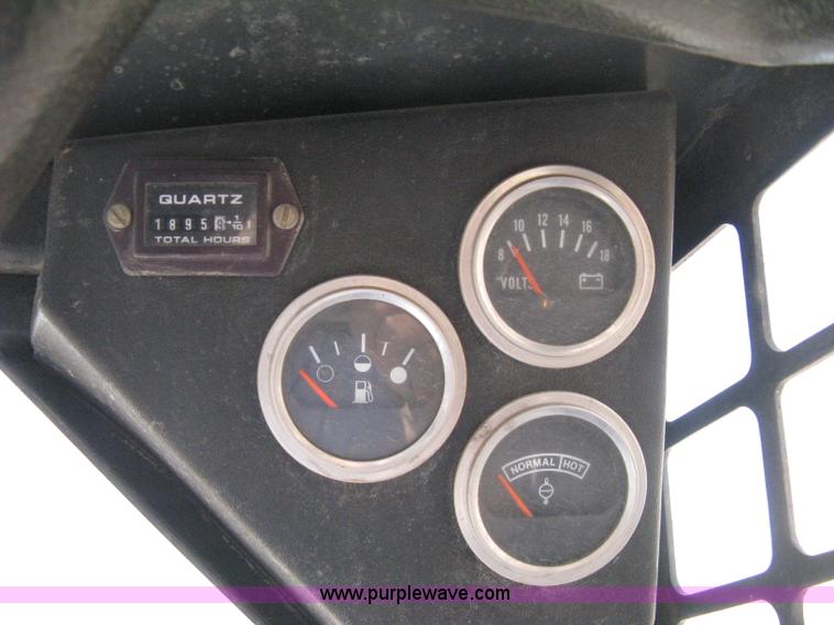 image for item 8158 1995 Bobcat 553 skid loader