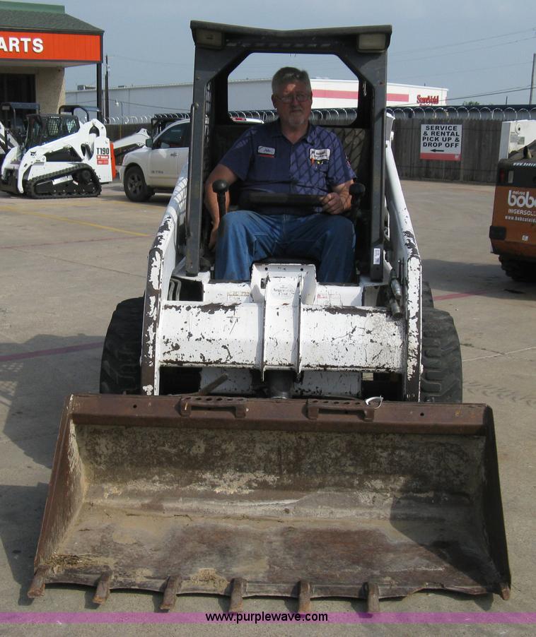 image for item 8159 1993 Bobcat 753 skid loader