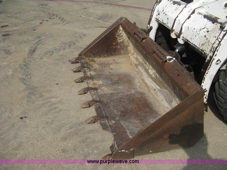 image for item 8159 1993 Bobcat 753 skid loader