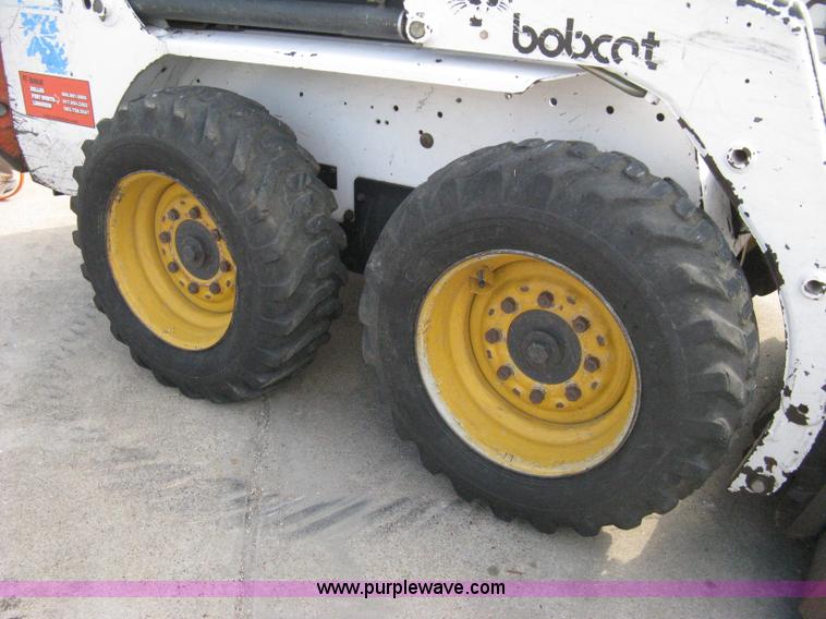 image for item 8159 1993 Bobcat 753 skid loader