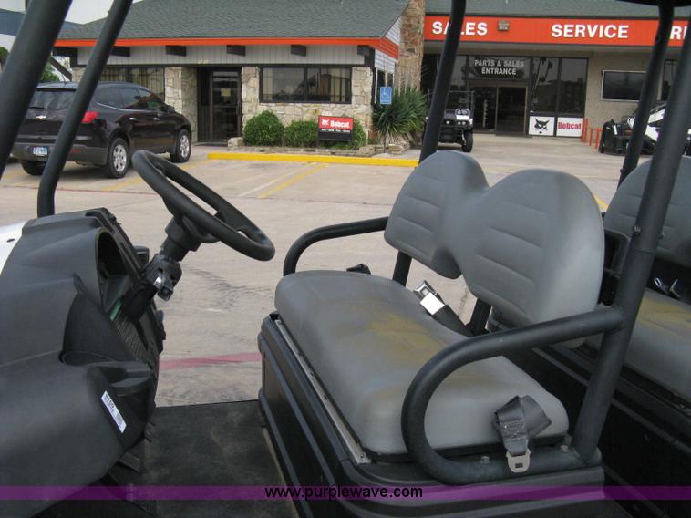 image for item 8160 2007 Bobcat 2200S utility vehicle