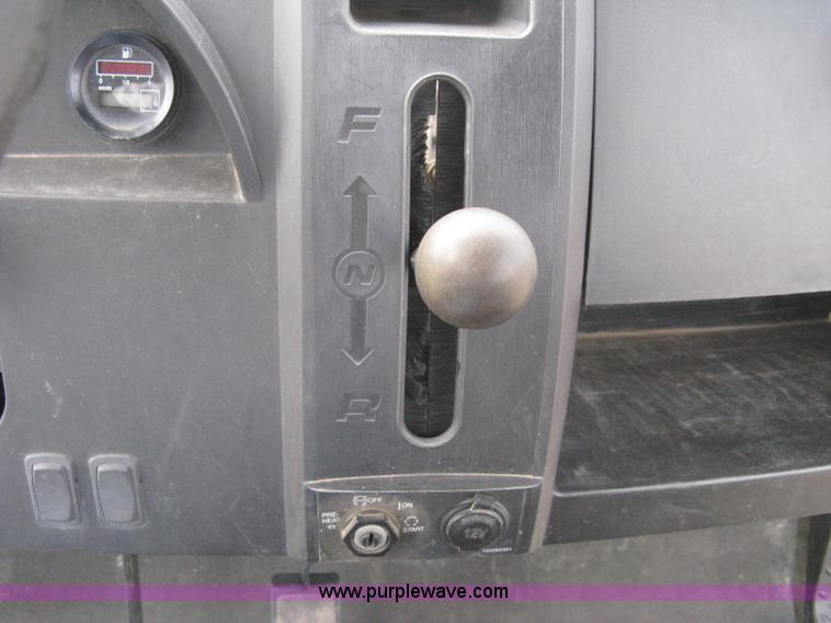 image for item 8160 2007 Bobcat 2200S utility vehicle