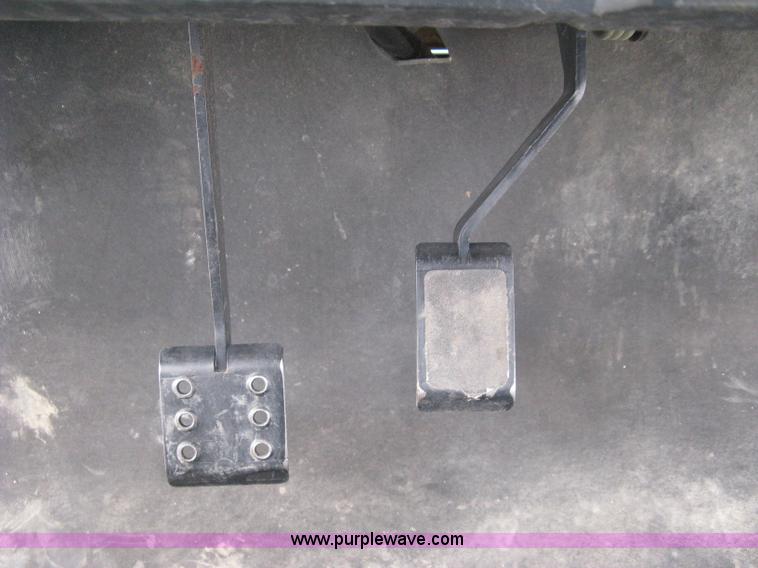 image for item 8160 2007 Bobcat 2200S utility vehicle